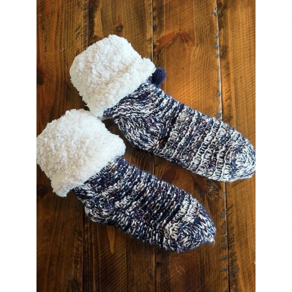 RockDove faux wool lined slipper socks chenille knit design pom-pom tassels